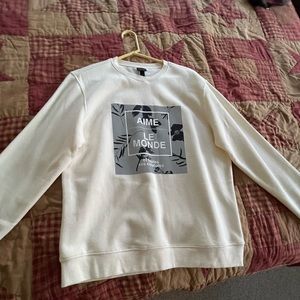 🤍Graphic CrewNeck🤍